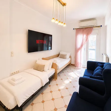 2-bedroom, 6 Guests, Center * Salonicco